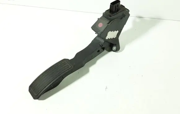 Toyota Verso Accelerator throttle pedal 7811002020 09057B 50570023576