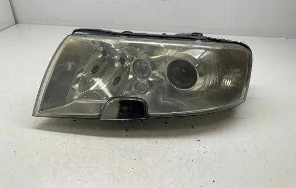 Skoda Superb B5 (3U) Headlight/headlamp