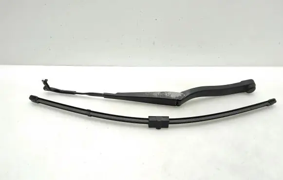 Mercedes-Benz E W212 Windshield/front glass wiper blade A2128201344 79536