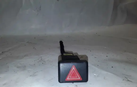 Audi A4 S4 B6 8E 8H Hazard light switch 8E0941509