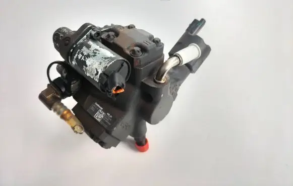 Ford Kuga I Fuel injection high pressure pump 9685705080