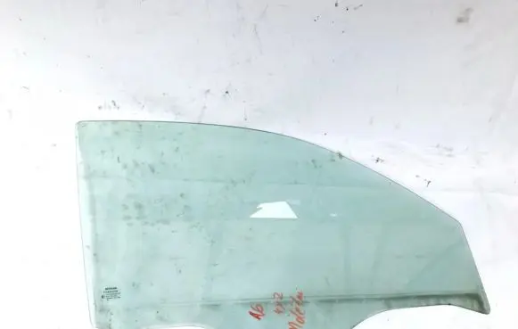 Nissan Micra Front door window glass four-door