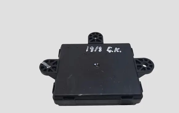 Volvo V40 Cross country Door control unit/module 31318954