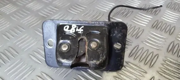 Mazda 626 Tailgate/trunk/boot lock/catch/latch