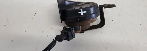 Volvo V70 Horn signal 0055306