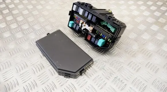 Honda CR-V Fuse box set T1GE010