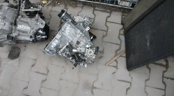 Suzuki XL7 III Manual 5 speed gearbox A81