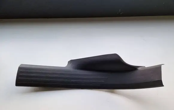 Opel Combo E Other sill/pillar trim element 9817356177