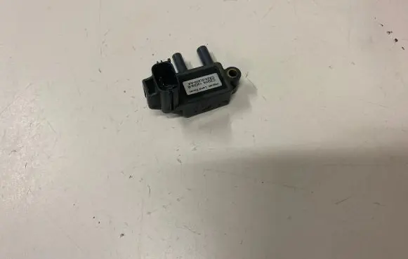 Land Rover Range Rover Evoque L538 Exhaust gas pressure sensor CX235L200AA CZQ7A12C05B