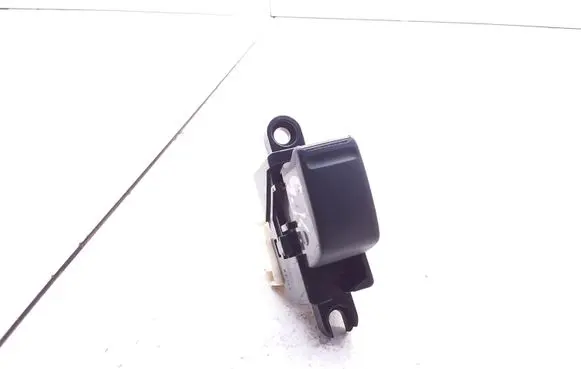Nissan X-Trail T30 Electric window control switch