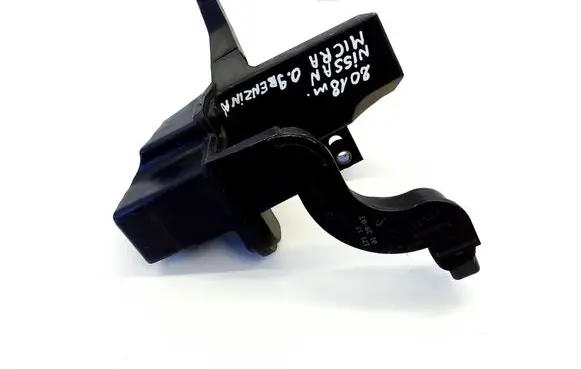 Intake resonator