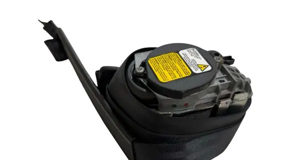 Opel Combo D Front seatbelt 735584038 00098