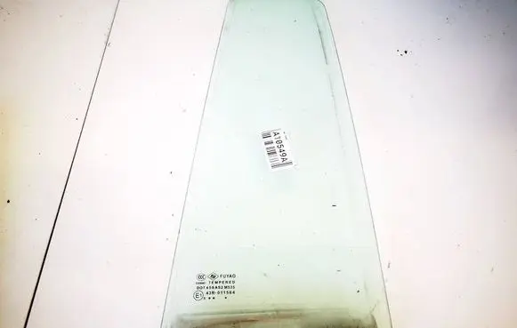 Opel Zafira B Rear vent window glass as2