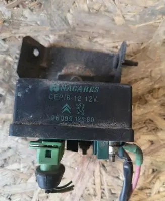 Peugeot Partner Glow plug pre-heat relay 6939912580