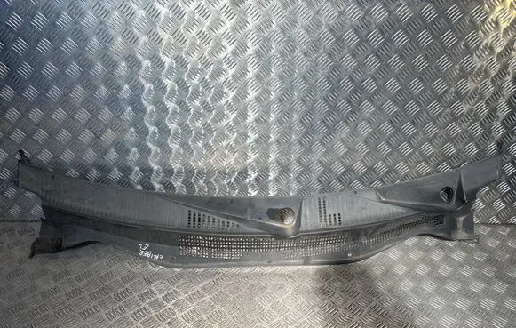 Dodge Caliber Wiper trim 05303815AF 3495L 64577B
