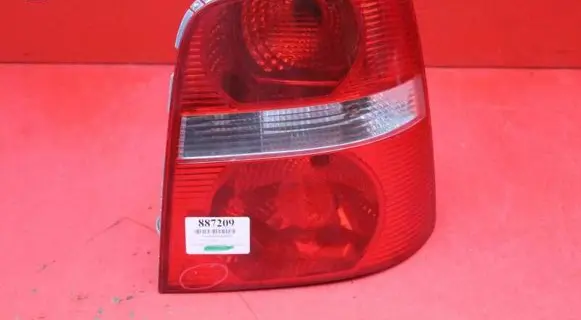 Volkswagen Touran I Rear/tail lights 1T0945096F