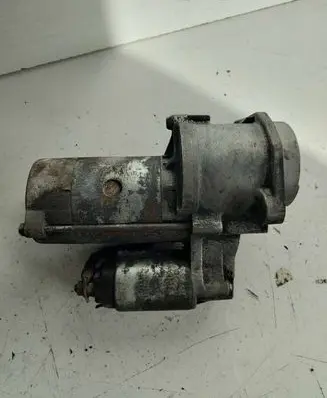 KIA Sorento Starter motor 4A000