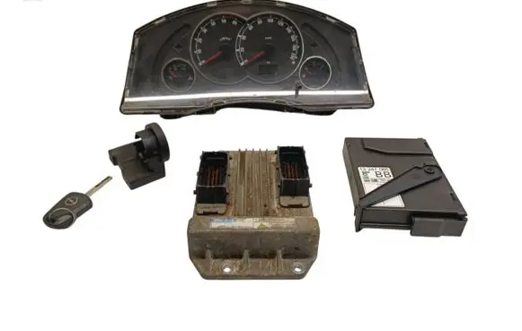 Opel Meriva A Engine ECU kit and lock set 8980003220 1125000200 98000322