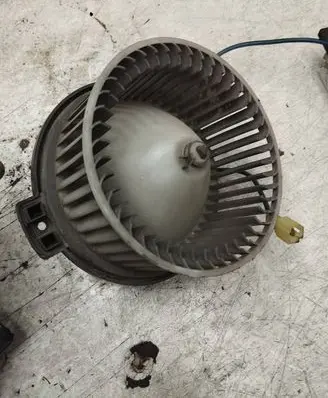Mazda 323 Heater fan/blower