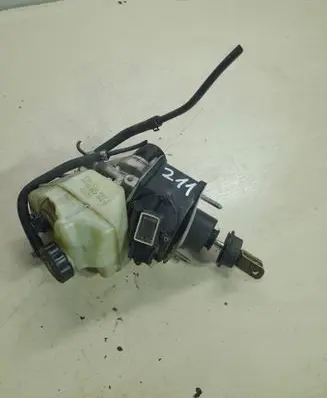 Mercedes-Benz E W211 Master brake cylinder A2114300302