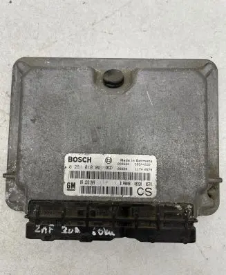 Opel Zafira B Engine control unit/module 09133269 28SA4222 0281010021