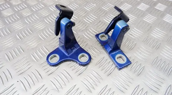 Tesla Model Y Rear door hinge set 