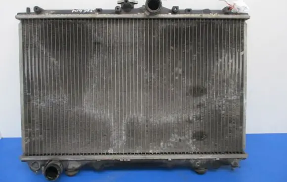 Mitsubishi Carisma Coolant radiator