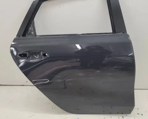 KIA Ceed Rear door