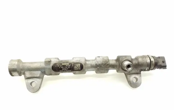 Opel Insignia A Fuel main line pipe 0445214221 55576177