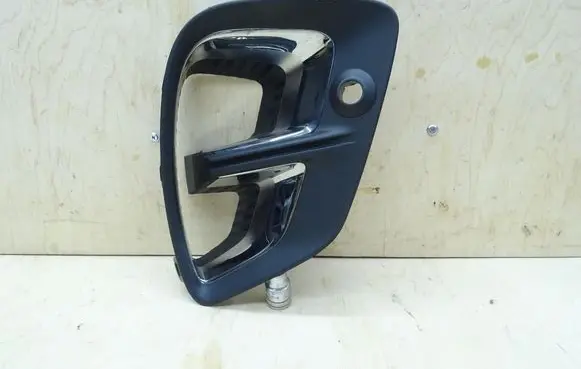 Renault Captur II Front bumper lower grill