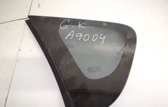 Suzuki SX4 S-Cross Rear side window