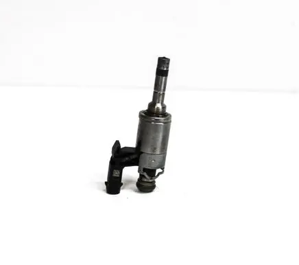 Audi A4 S4 B9 8W Fuel injector 0261500354