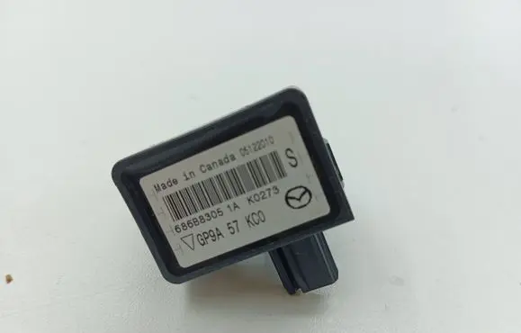 Mazda CX-7 Airbag deployment crash/impact sensor GP9A57KC0 05122010 686B8305A