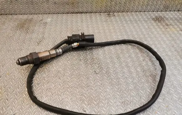 Mercedes-Benz C W203 Lambda probe sensor 0035427118