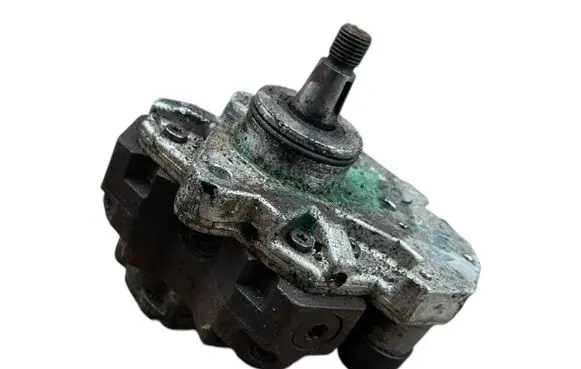 KIA Sorento Fuel injection high pressure pump 331004A000 103413 0445010052