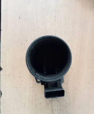 Opel Vivaro Mass air flow meter 5WK9609 H7700314669 7700314057