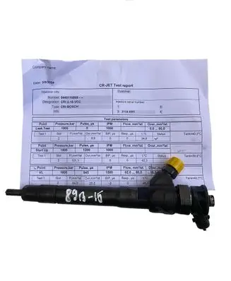 Opel Vivaro Fuel injector 0445110569