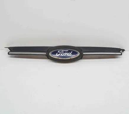 Ford Focus Front bumper upper radiator grill BM518200B BM51BA133B