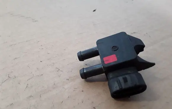 Toyota Avensis T250 Exhaust gas pressure sensor 8948112050