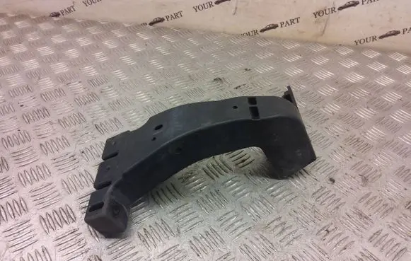 Hyundai i40 Headlight/headlamp mounting bracket 64136-3Z000