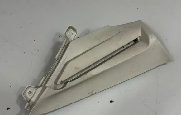 BMW 3 G20 G21 (C) pillar trim 7449980 6997480