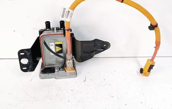 Volvo XC40 Coolant heater 32400530 32352953