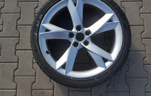 Audi A5 8T 8F R19 alloy rim 8T0601025F