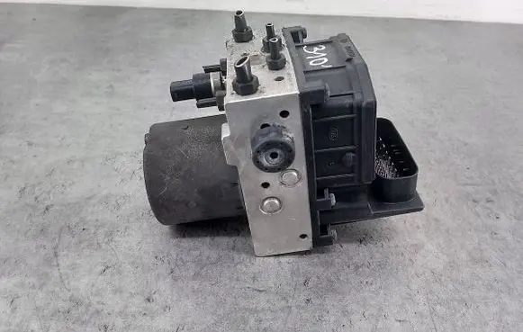 Volkswagen PASSAT B5.5 ABS Pump