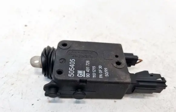 Opel Zafira A Central locking motor 90491728