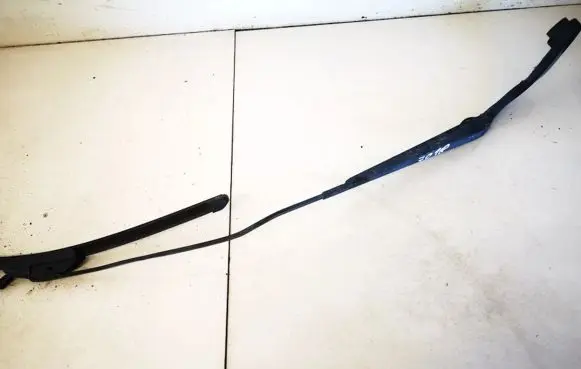 Dodge Journey Front wiper blade arm 05178014ad