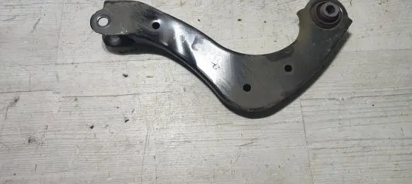 Toyota C-HR I Rear control arm
