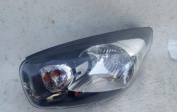 KIA Picanto Headlight/headlamp