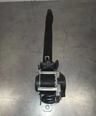 Mercedes-Benz GLC C253 Front seatbelt A2058600285