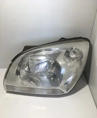 KIA Sportage Headlight/headlamp 921011F0